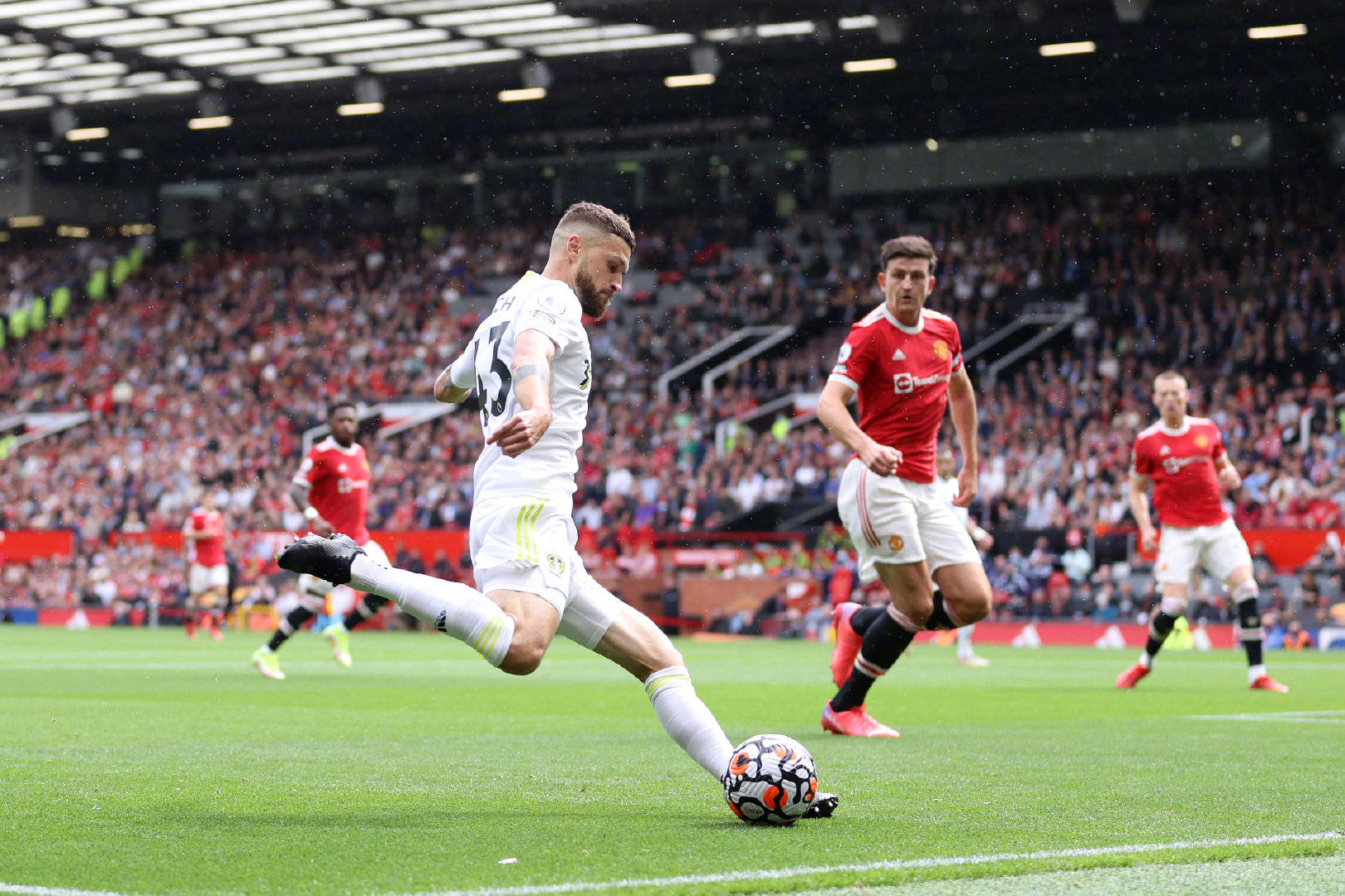 正显现出其 正显现出其