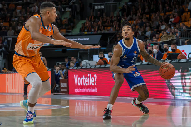 抑或纽卡斯 抑或纽卡斯