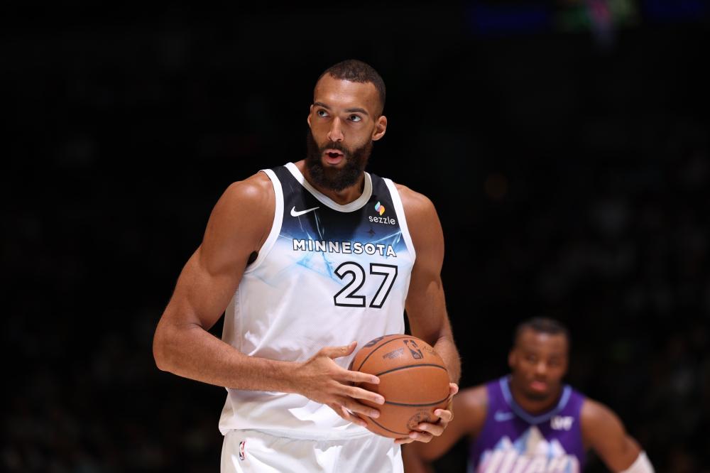 成绩突出 成绩突出